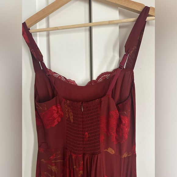 NEW Reformation Irisa Midi Dress Barcelona Border Red Floral Lace | size 6 - Picture 11 of 13